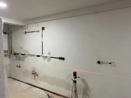 Trasee trasate cu laserul
